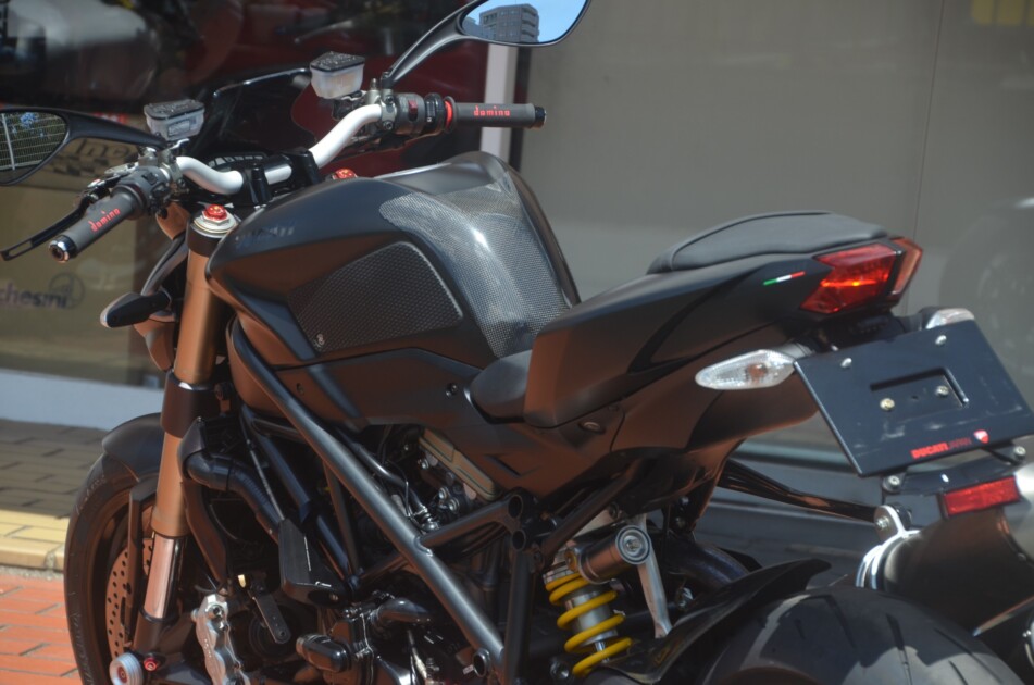 ドゥカティ中古車販売及びメンテナンスの神奈川県『volto』