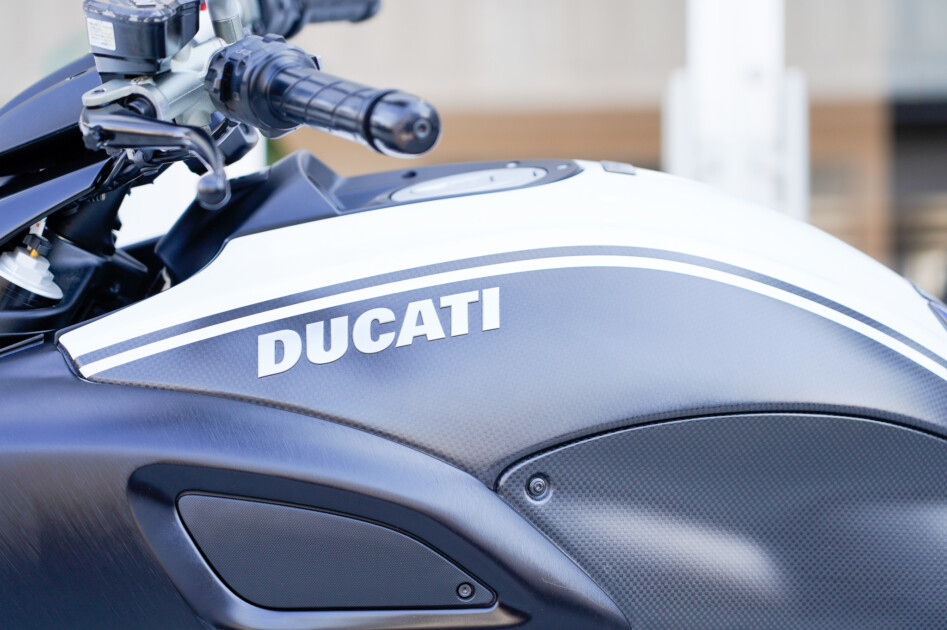 ドゥカティ中古車販売及びメンテナンスの神奈川県『volto』