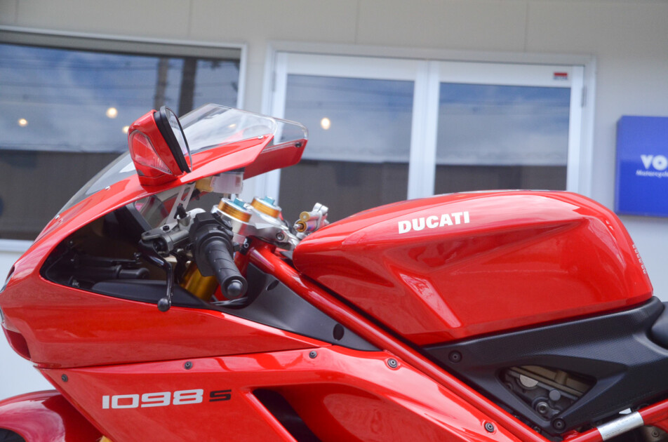 ドゥカティ中古車販売及びメンテナンスの神奈川県『volto』