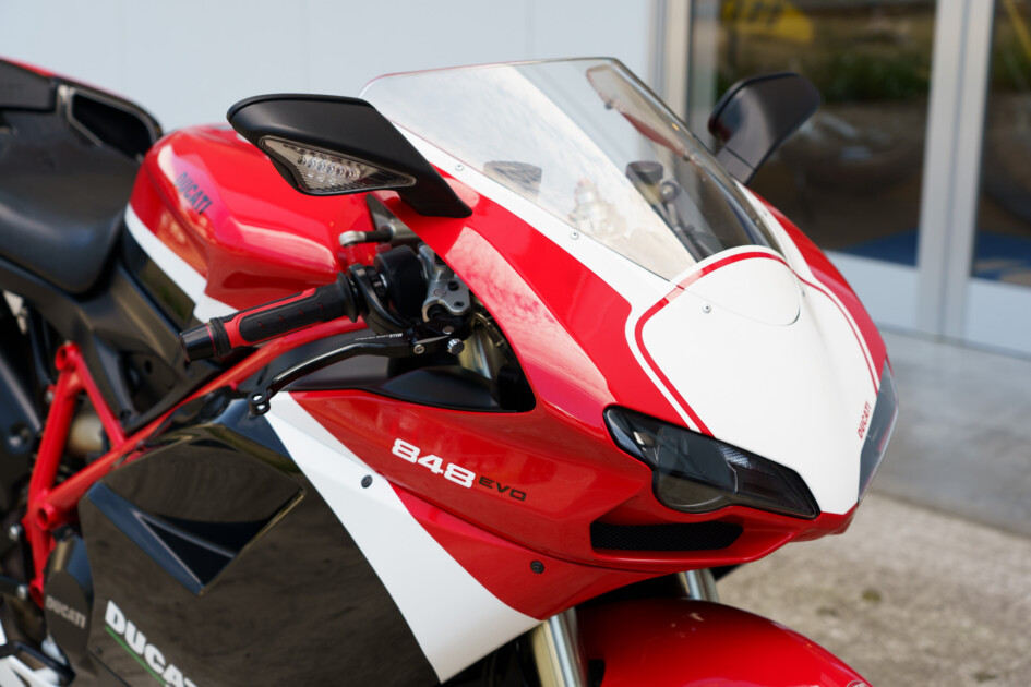 ドゥカティ中古車販売及びメンテナンスの神奈川県『volto』