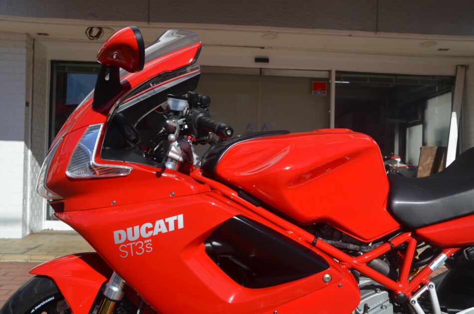 ドゥカティ中古車販売及びメンテナンスの神奈川県『volto』