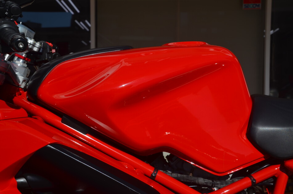 ドゥカティ中古車販売及びメンテナンスの神奈川県『volto』