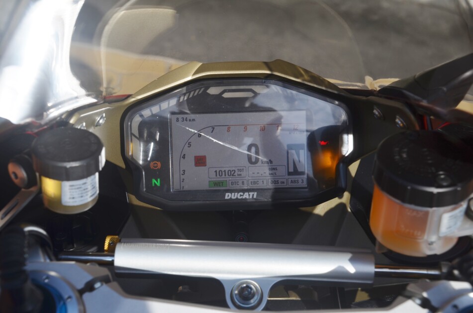 ドゥカティ中古車販売及びメンテナンスの神奈川県『volto』