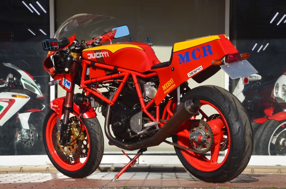 ドゥカティ中古車販売及びメンテナンスの神奈川県『volto』
