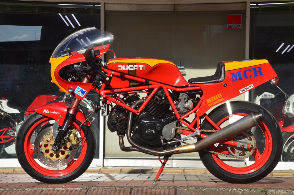 ドゥカティ中古車販売及びメンテナンスの神奈川県『volto』