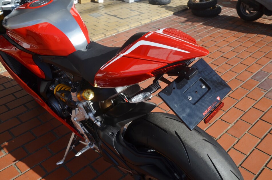 ドゥカティ中古車販売及びメンテナンスの神奈川県『volto』