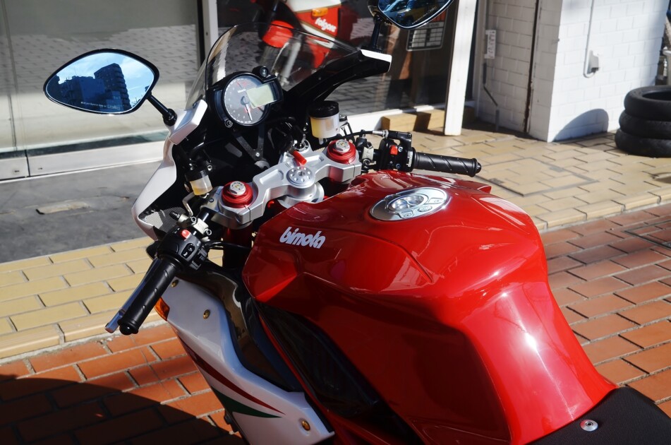 ドゥカティ中古車販売及びメンテナンスの神奈川県『volto』