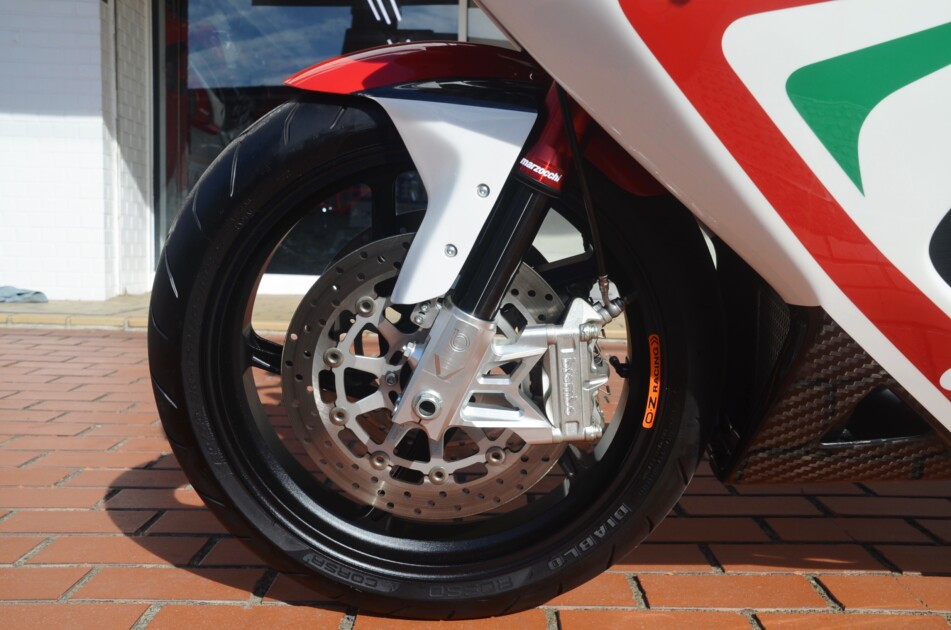 ドゥカティ中古車販売及びメンテナンスの神奈川県『volto』