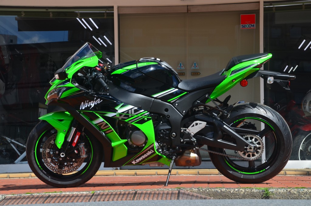 FOR SALE】kawasaki Ninja ZX-10R ブライト正規輸入 ワンオーナー車