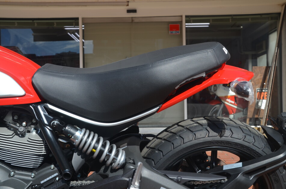 ドゥカティ中古車販売及びメンテナンスの神奈川県『volto』
