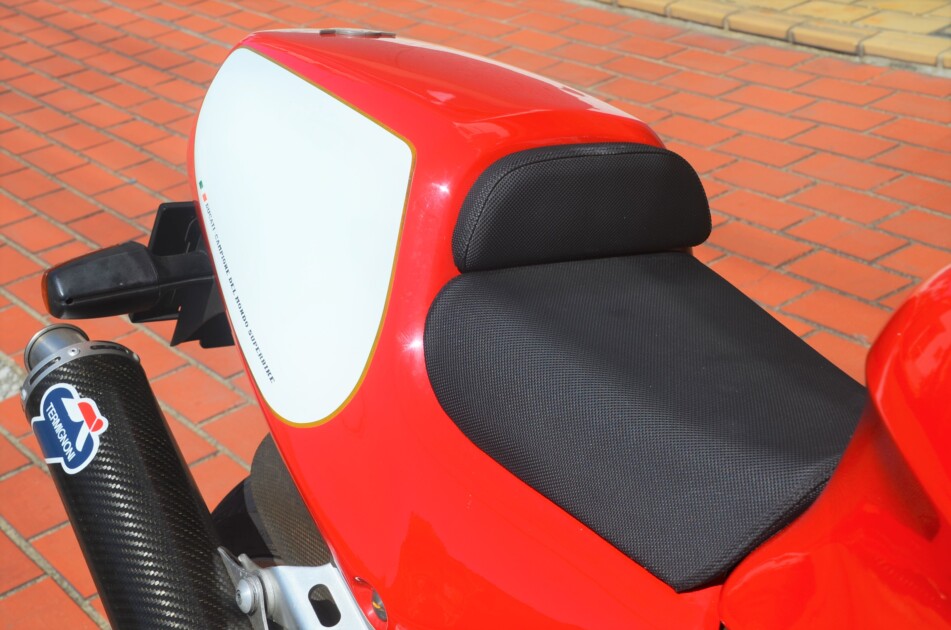 ドゥカティ中古車販売及びメンテナンスの神奈川県『volto』