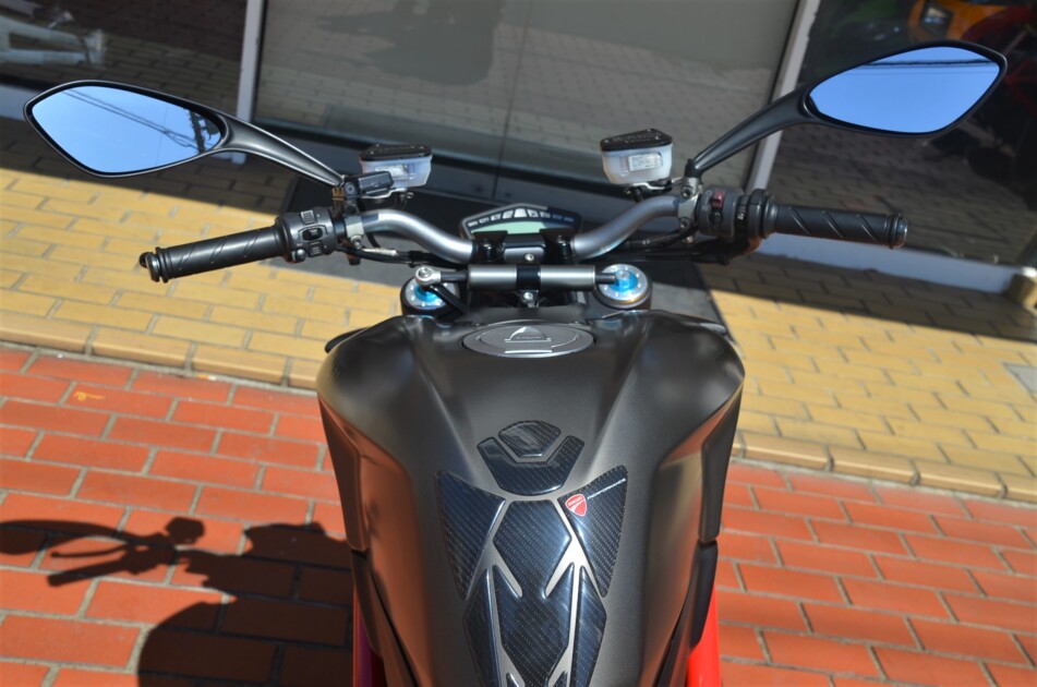 ドゥカティ中古車販売及びメンテナンスの神奈川県『volto』
