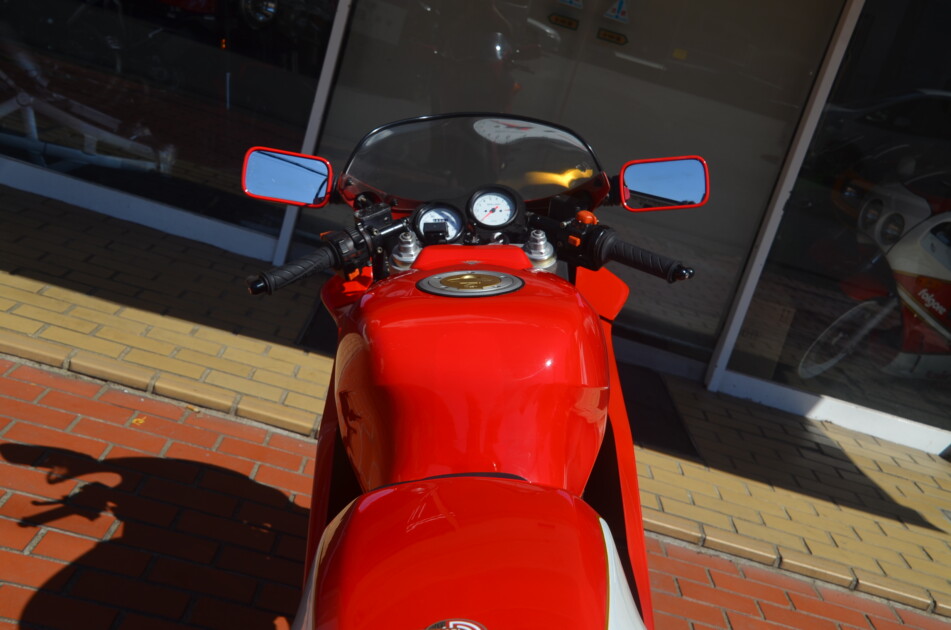 ドゥカティ中古車販売及びメンテナンスの神奈川県『volto』