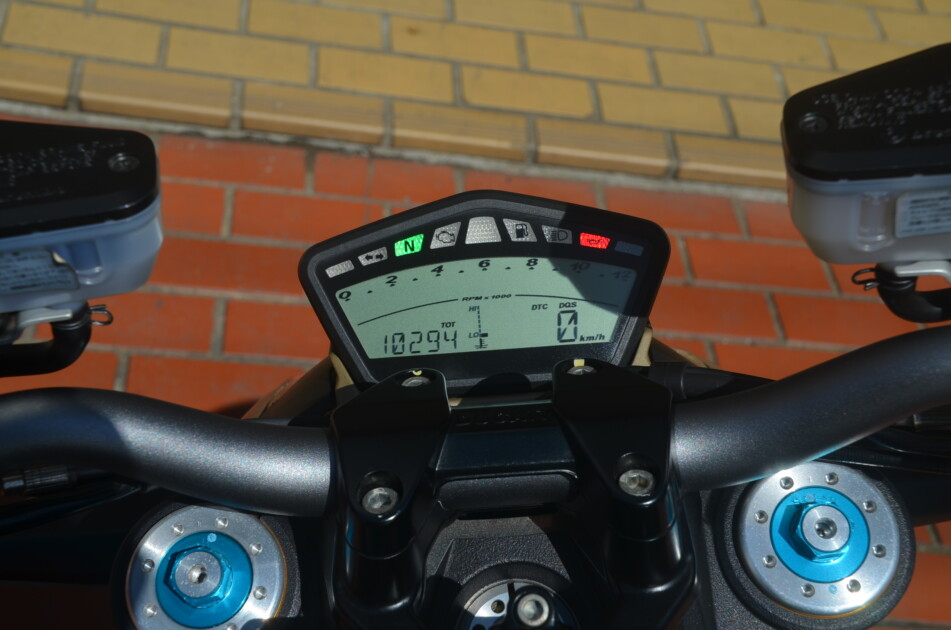 ドゥカティ中古車販売及びメンテナンスの神奈川県『volto』