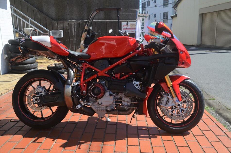ドゥカティ中古車販売及びメンテナンスの神奈川県『volto』