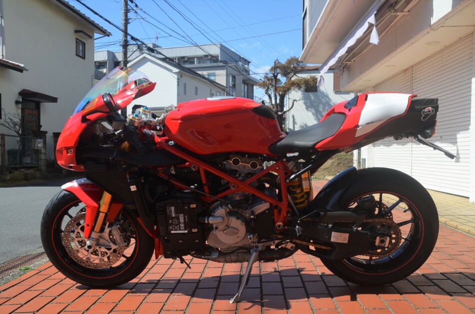 ドゥカティ中古車販売及びメンテナンスの神奈川県『volto』