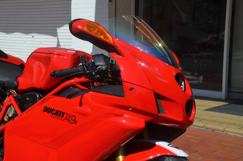 ドゥカティ中古車販売及びメンテナンスの神奈川県『volto』