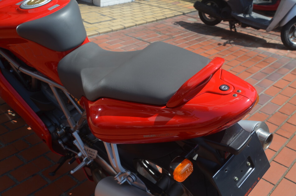 ドゥカティ中古車販売及びメンテナンスの神奈川県『volto』