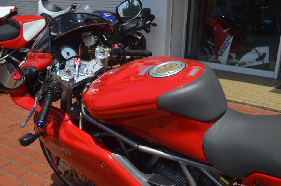 ドゥカティ中古車販売及びメンテナンスの神奈川県『volto』