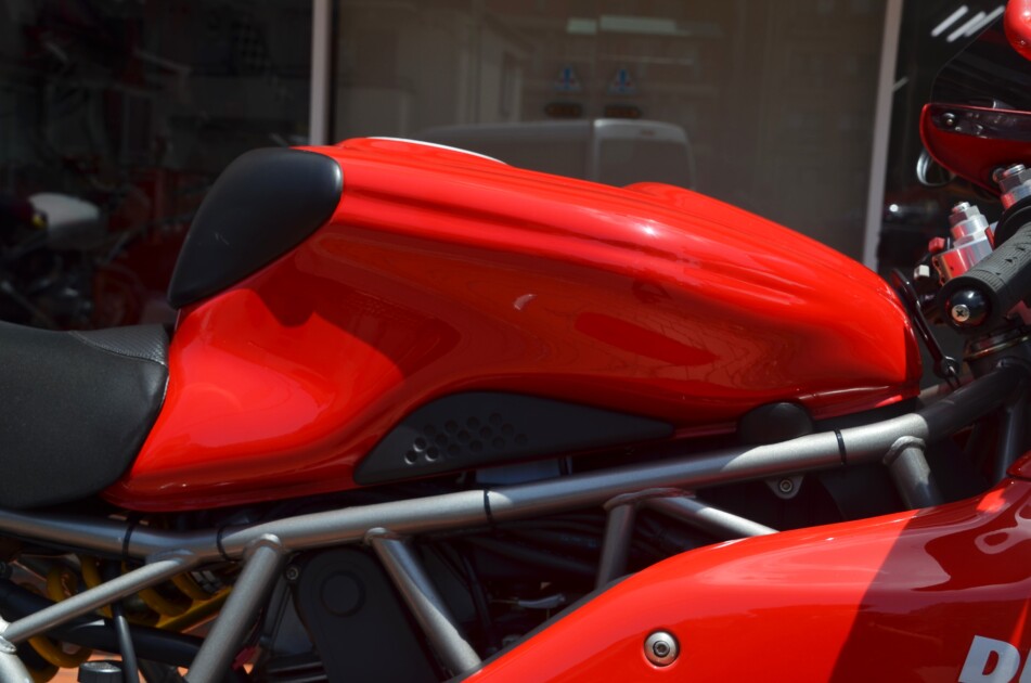 ドゥカティ中古車販売及びメンテナンスの神奈川県『volto』