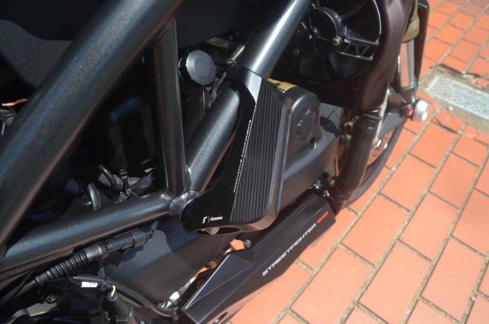 ドゥカティ中古車販売及びメンテナンスの神奈川県『volto』