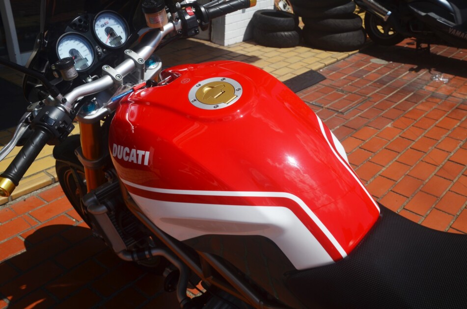 ドゥカティ中古車販売及びメンテナンスの神奈川県『volto』