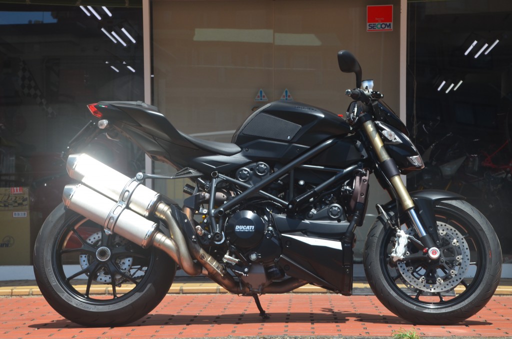 FOR SALE!!】Ducati ストリートファイター848 かっこいい！鋭くに走り