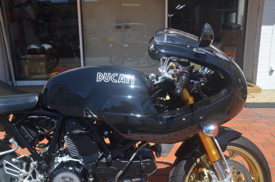 ドゥカティ中古車販売及びメンテナンスの神奈川県『volto』