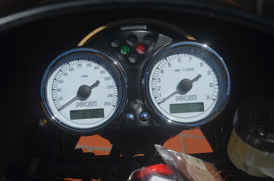 ドゥカティ中古車販売及びメンテナンスの神奈川県『volto』