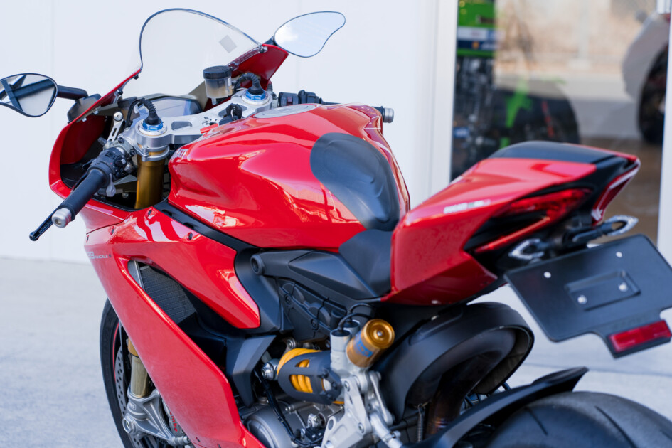 ドゥカティ中古車販売及びメンテナンスの神奈川県『volto』