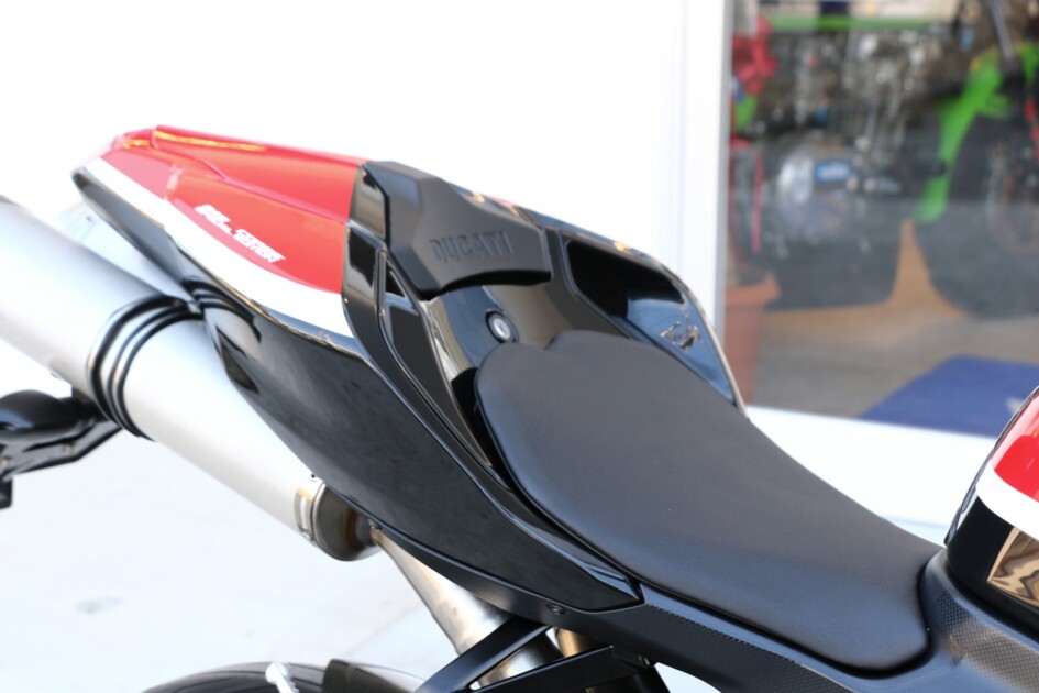 ドゥカティ中古車販売及びメンテナンスの神奈川県『volto』