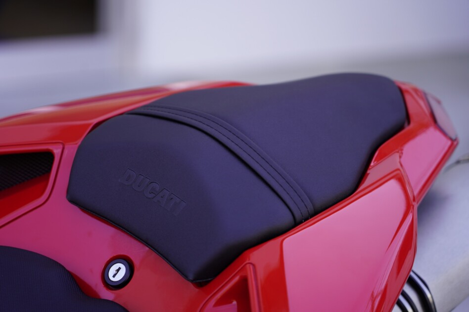 ドゥカティ中古車販売及びメンテナンスの神奈川県『volto』