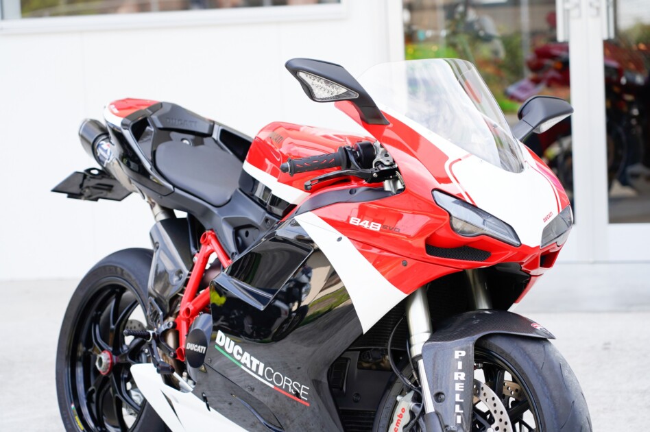 ドゥカティ中古車販売及びメンテナンスの神奈川県『volto』