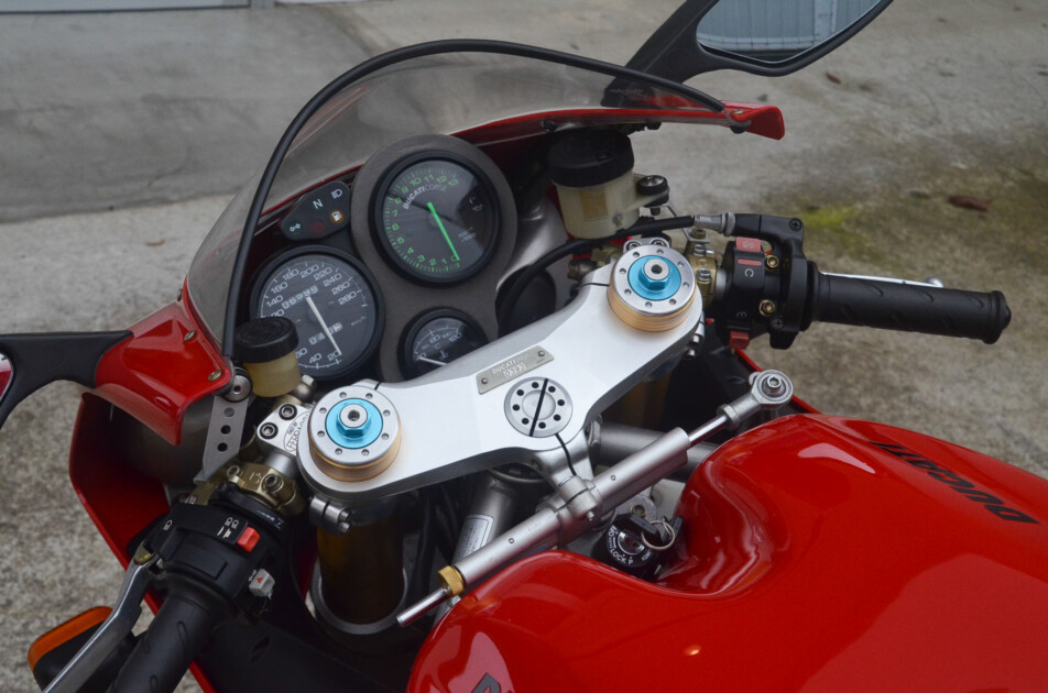 ドゥカティ中古車販売及びメンテナンスの神奈川県『volto』