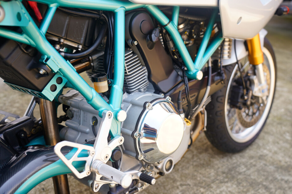 ドゥカティ中古車販売及びメンテナンスの神奈川県『volto』