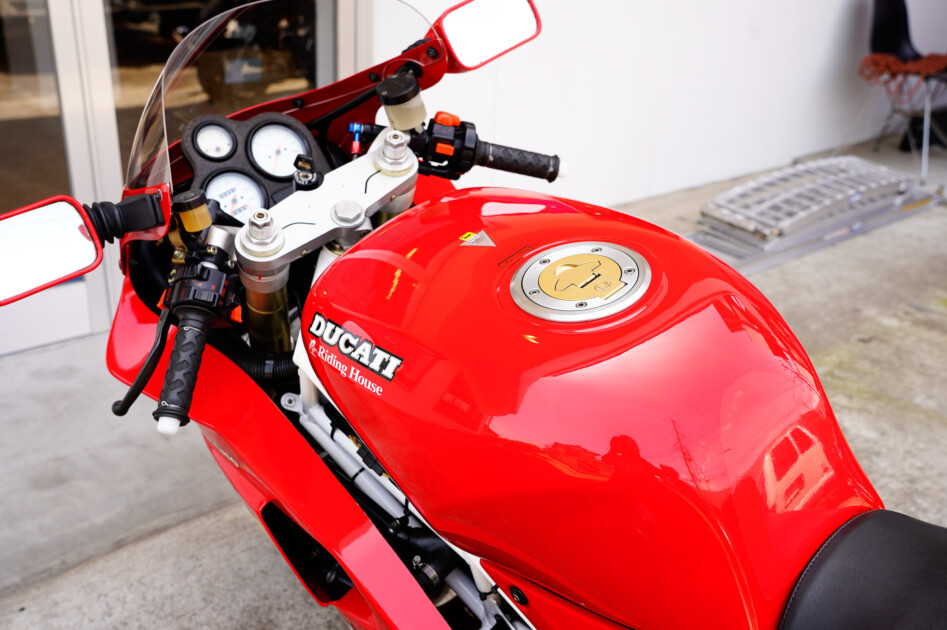 ドゥカティ中古車販売及びメンテナンスの神奈川県『volto』