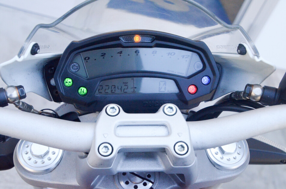 ドゥカティ中古車販売及びメンテナンスの神奈川県『volto』