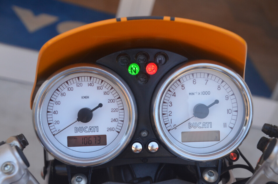 ドゥカティ中古車販売及びメンテナンスの神奈川県『volto』