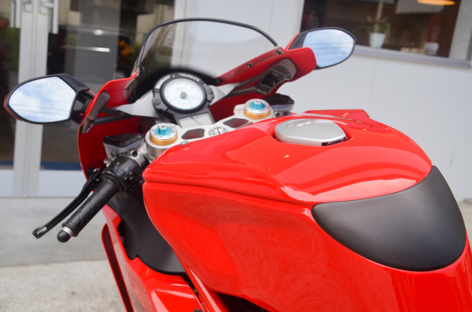 ドゥカティ中古車販売及びメンテナンスの神奈川県『volto』