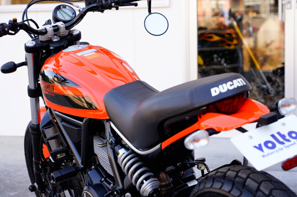 ドゥカティ中古車販売及びメンテナンスの神奈川県『volto』