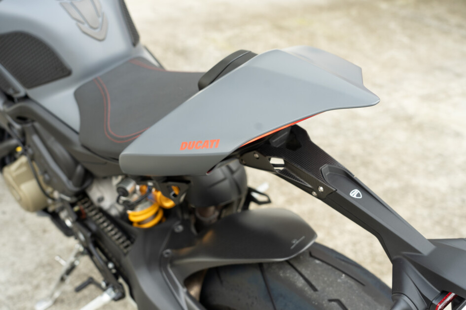 ドゥカティ中古車販売及びメンテナンスの神奈川県『volto』